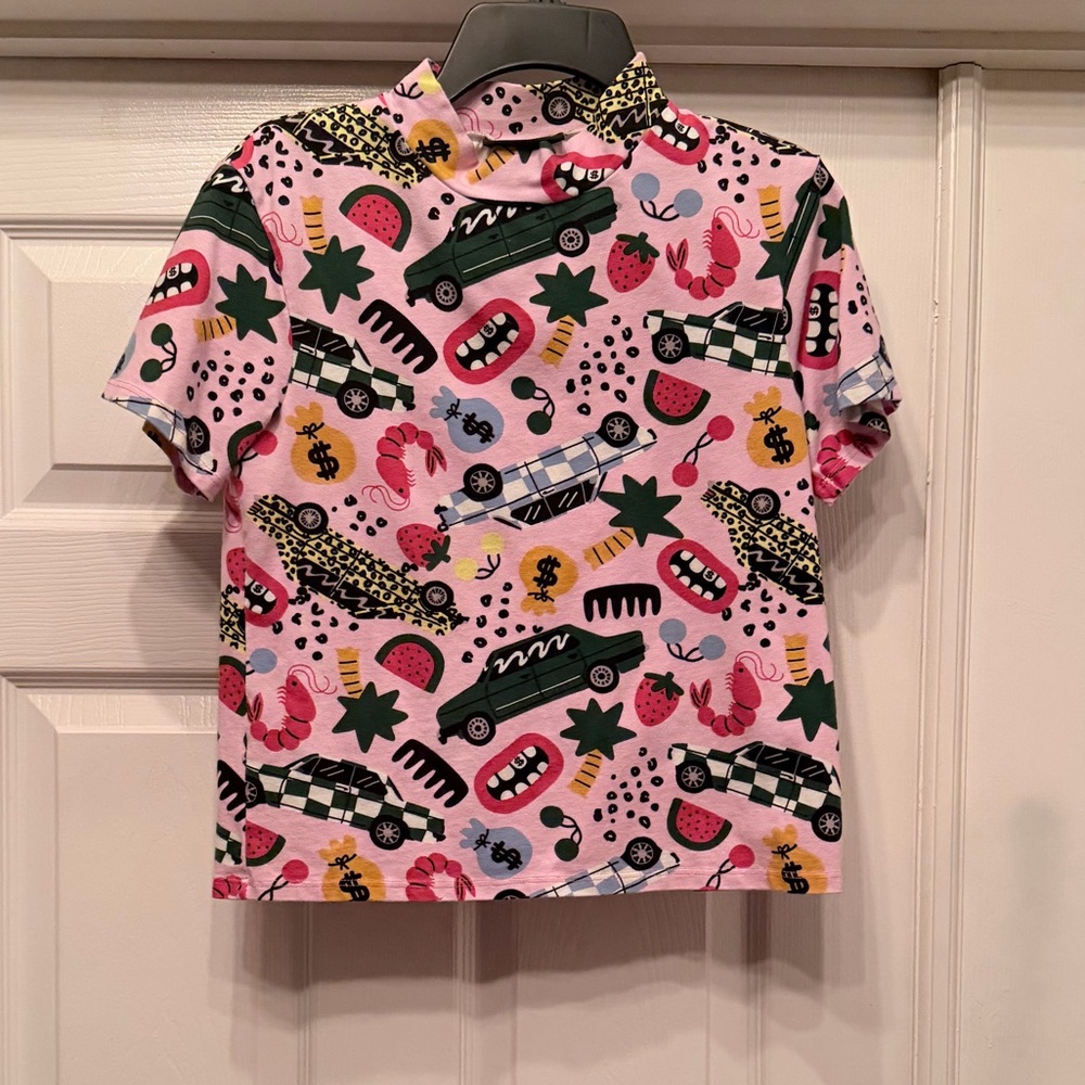 NOOWORKS MOCK NECK IN LIKE NEW CONDITION